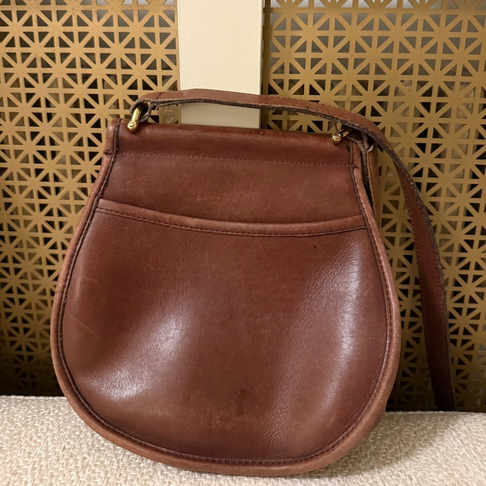 Coach Post Pouch - Picture 2 of 5